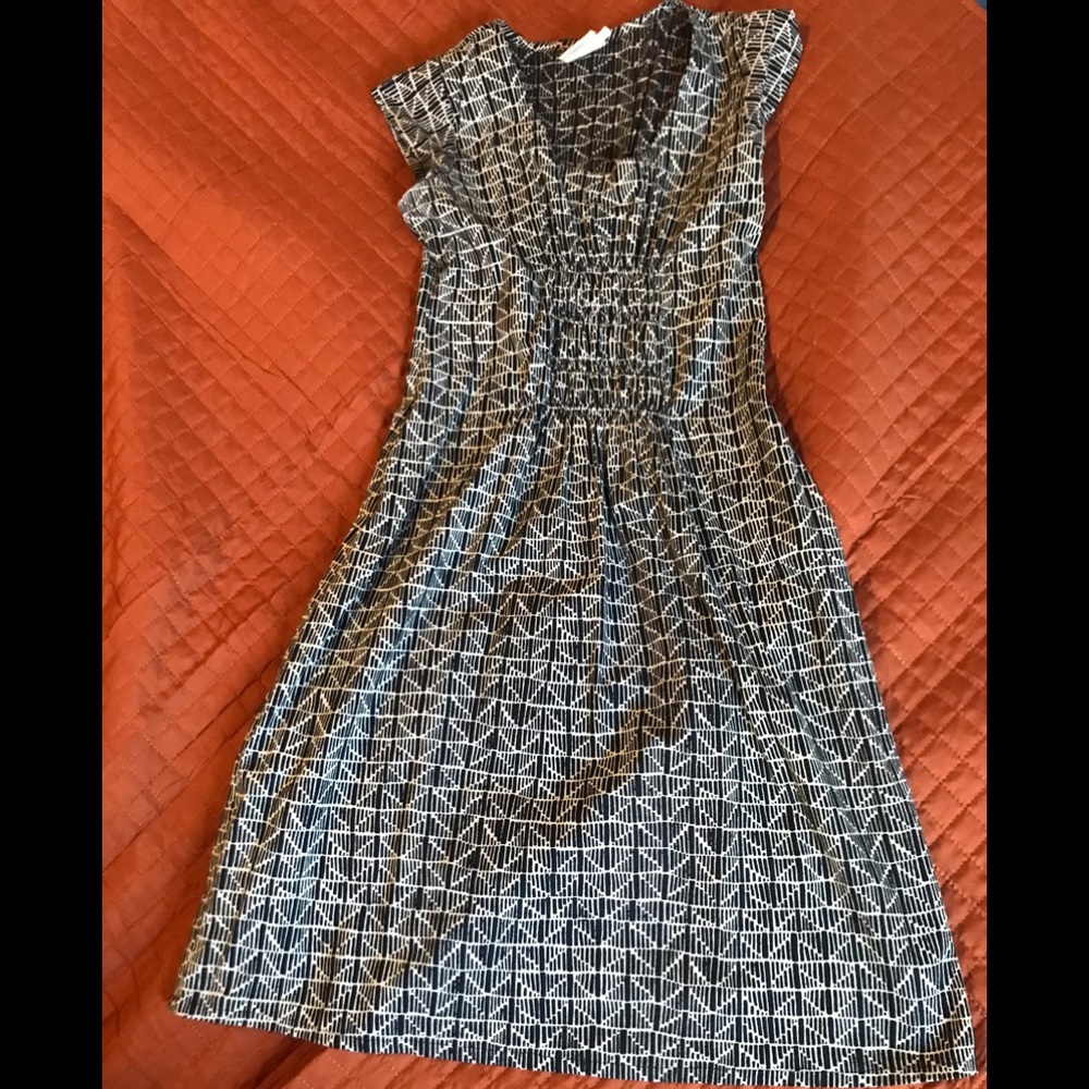 Really nice Mata Traders black and white dress, size Small